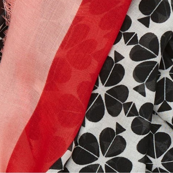 NWT Kate Spade Flower Scarf - Picture 3 of 3